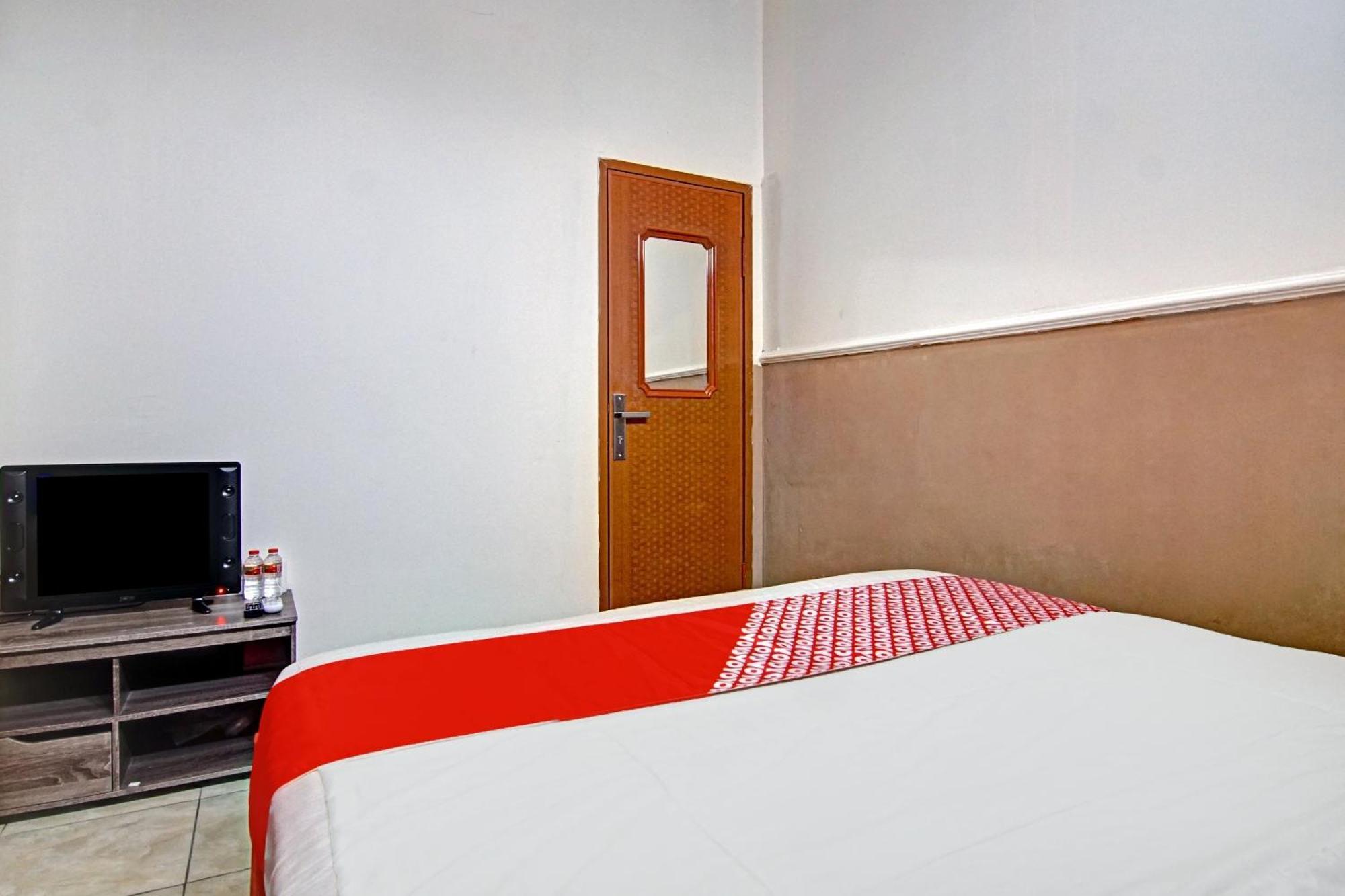 คูลคอสต์ ชาเรียะห์ เนียร์ สเตซิอุน โปริส ทาเงรัง Hotel ทังเกอรัง ภายนอก รูปภาพ